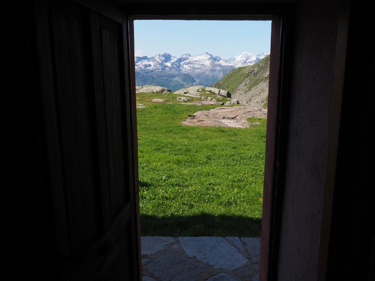 فيلا Rifugio Casa Di Caccia Noasca المظهر الخارجي الصورة
