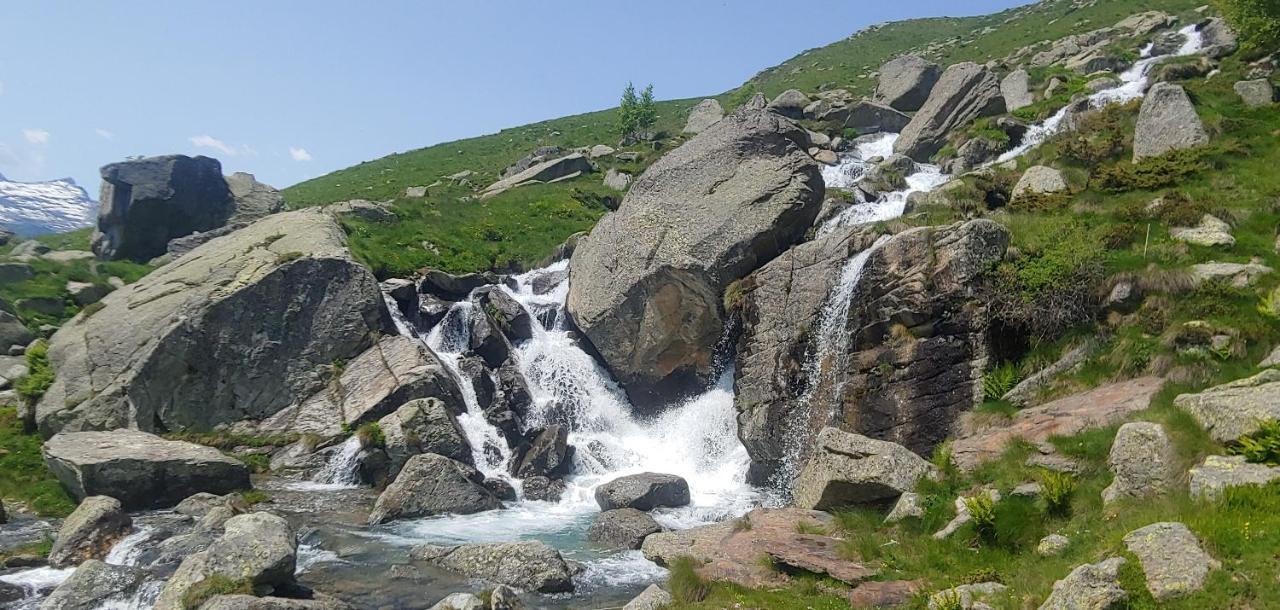 فيلا Rifugio Casa Di Caccia Noasca المظهر الخارجي الصورة